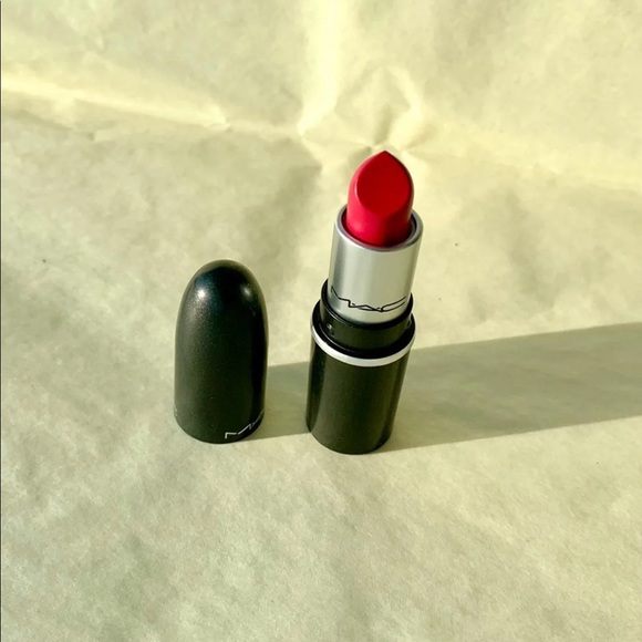 MAC mini lipstick - Picture 3 of 3